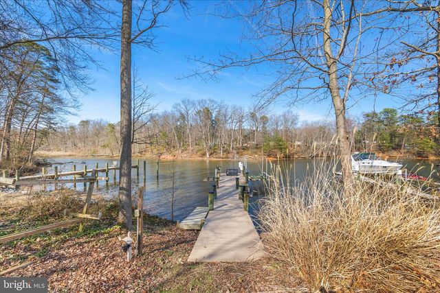 806 N SHORE DR, Glen Burnie, MD 21060