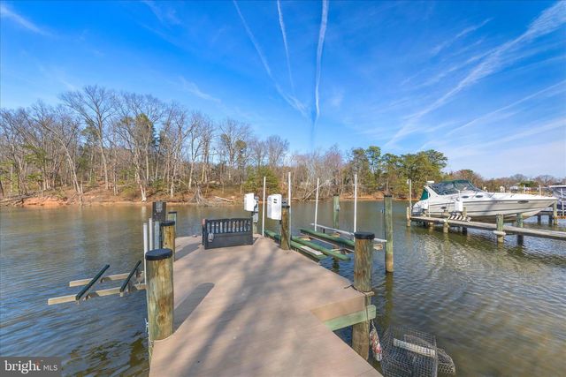 806 N SHORE DR, Glen Burnie, MD 21060