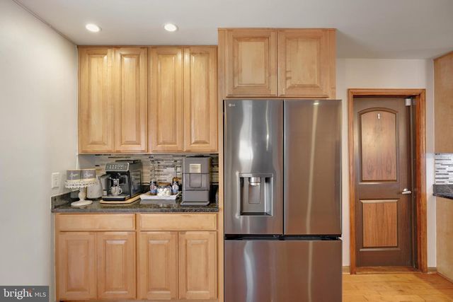 806 N SHORE DR, Glen Burnie, MD 21060