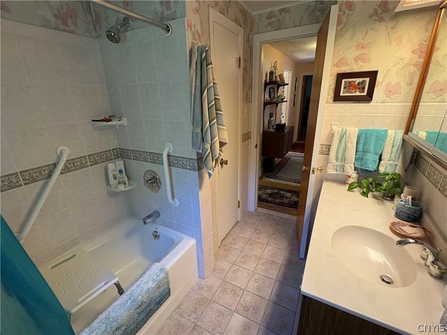168 Winston Way, Dewitt, NY 13214