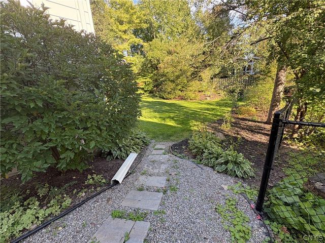 168 Winston Way, Dewitt, NY 13214