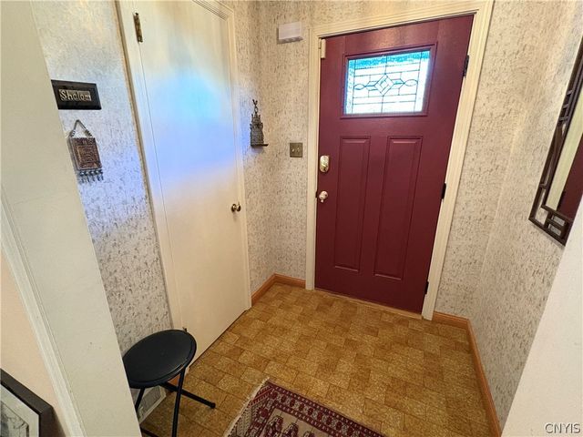 168 Winston Way, Dewitt, NY 13214