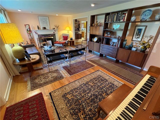 168 Winston Way, Dewitt, NY 13214
