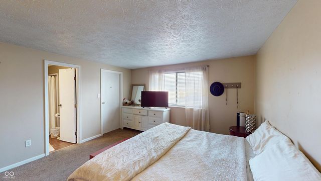 1685 Michele Lane, Greenwood, IN 46142