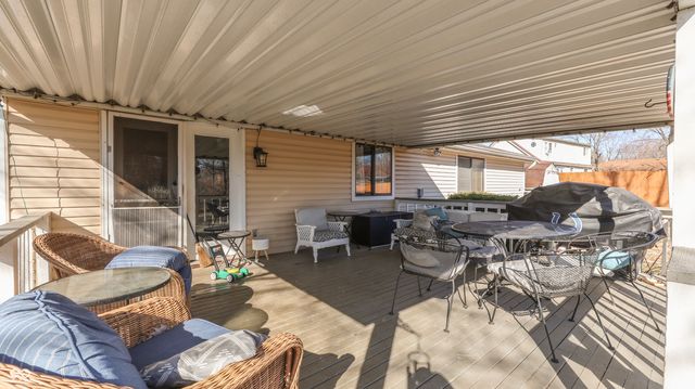 1685 Michele Lane, Greenwood, IN 46142