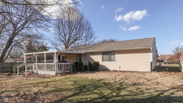 1685 Michele Lane, Greenwood, IN 46142