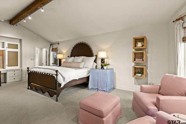 608 E Eagle Point Drive, Mt Vernon, TX 75457