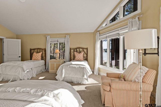 608 E Eagle Point Drive, Mt Vernon, TX 75457