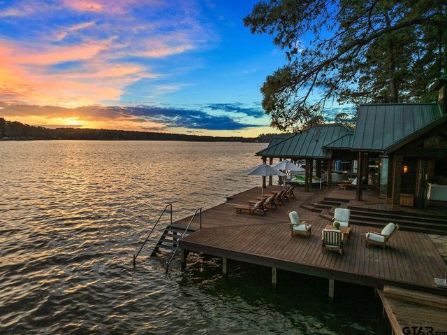 608 E Eagle Point Drive, Mt Vernon, TX 75457