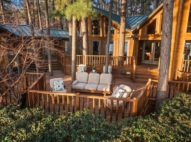 608 E Eagle Point Drive, Mt Vernon, TX 75457