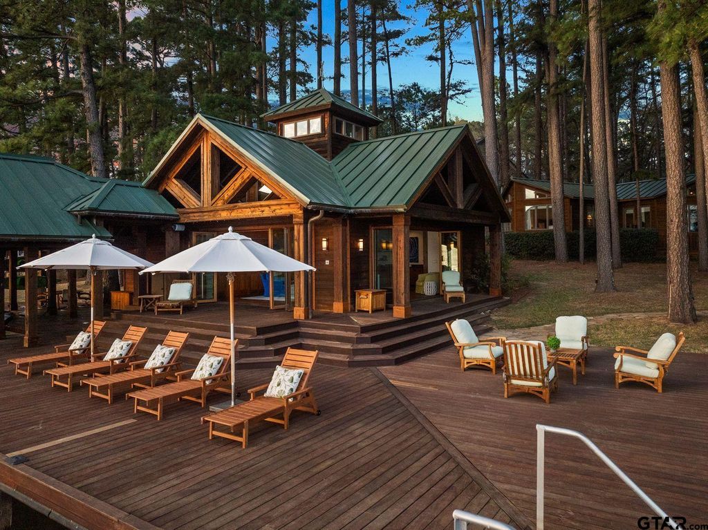 608 E Eagle Point Drive, Mt Vernon, TX 75457