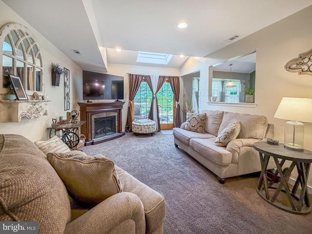 138 MULBERRY DR, Holland, PA 18966