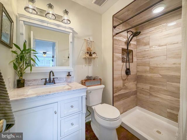 138 MULBERRY DR, Holland, PA 18966