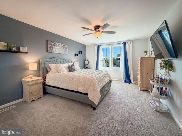 138 MULBERRY DR, Holland, PA 18966