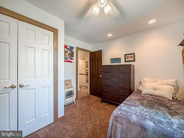 138 MULBERRY DR, Holland, PA 18966
