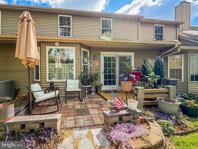 138 MULBERRY DR, Holland, PA 18966