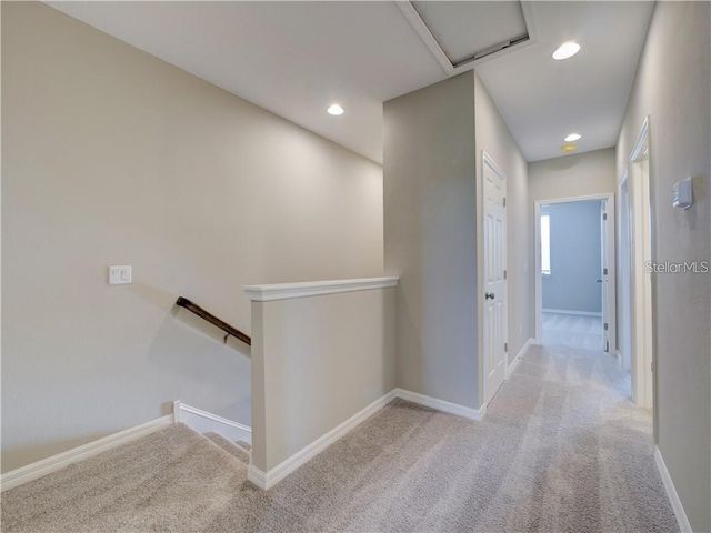 1074 AMBER LEAF TRAIL, Wesley Chapel, FL 33544