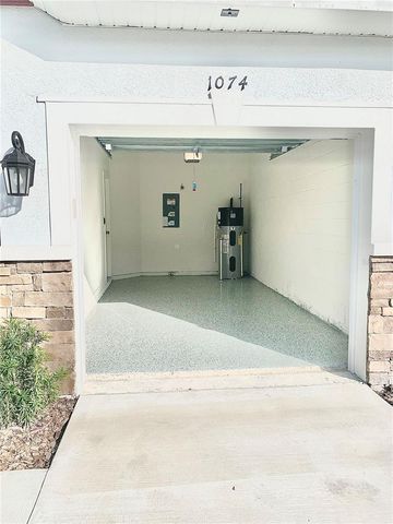 1074 AMBER LEAF TRAIL, Wesley Chapel, FL 33544