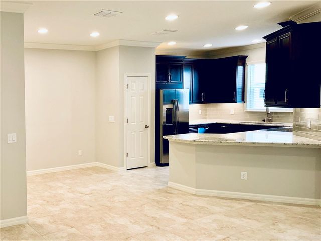 1074 AMBER LEAF TRAIL, Wesley Chapel, FL 33544