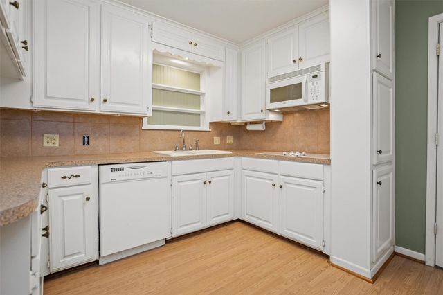 301 Cunningham Drive, Lufkin, TX 75901