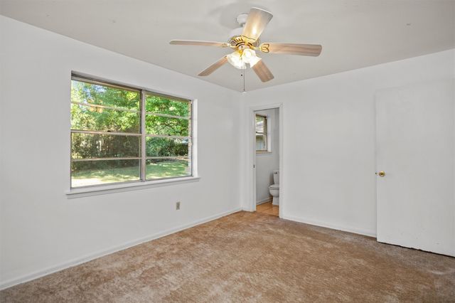 301 Cunningham Drive, Lufkin, TX 75901