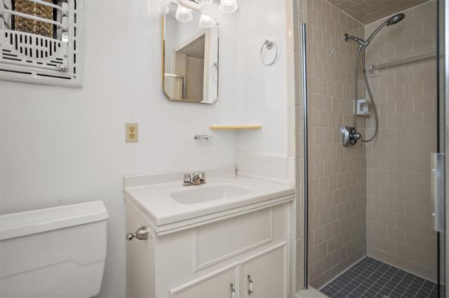 301 Cunningham Drive, Lufkin, TX 75901