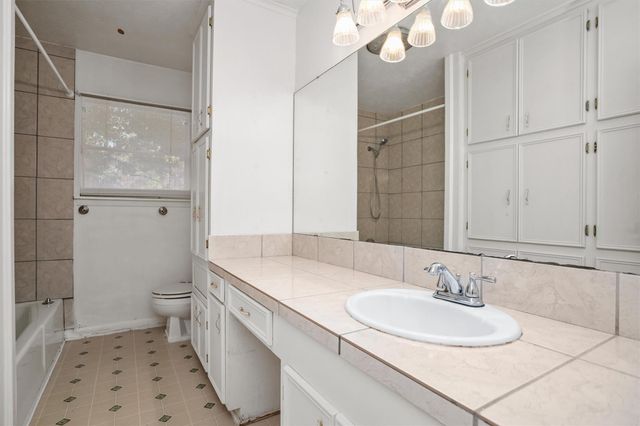 301 Cunningham Drive, Lufkin, TX 75901