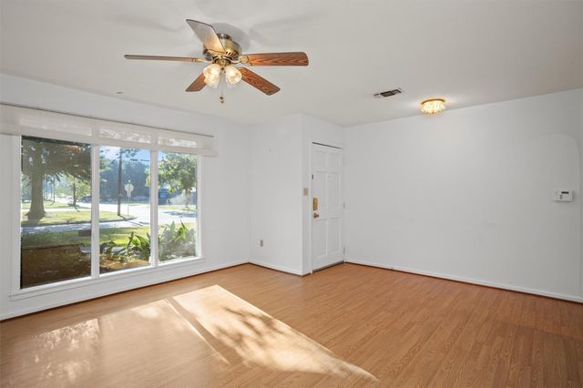 301 Cunningham Drive, Lufkin, TX 75901