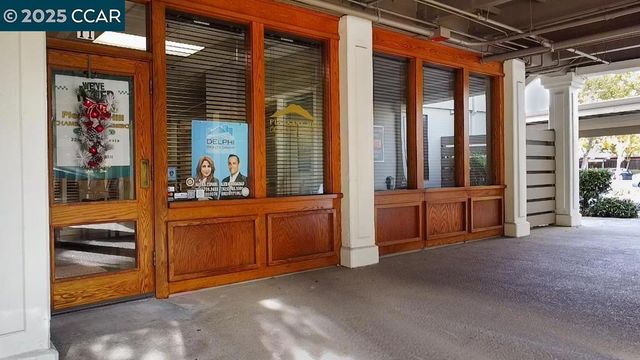 91 Gregory Ln #11, Pleasant Hill, CA 94523