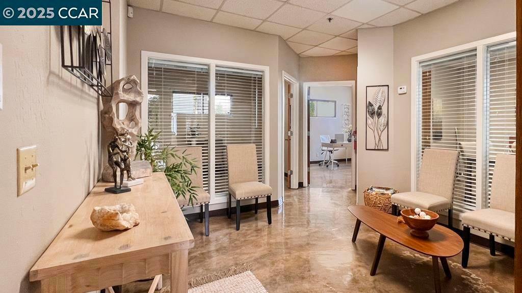 91 Gregory Ln #11, Pleasant Hill, CA 94523