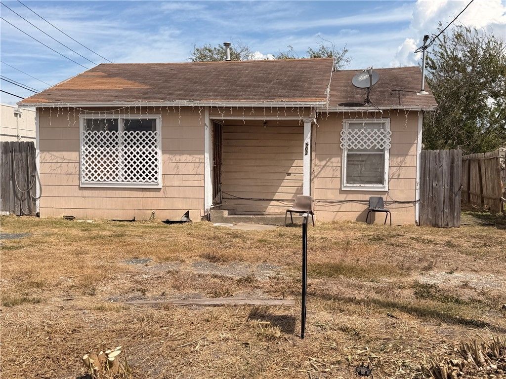 5502 Williams Dr, Corpus Christi, TX 78411 — photo 3