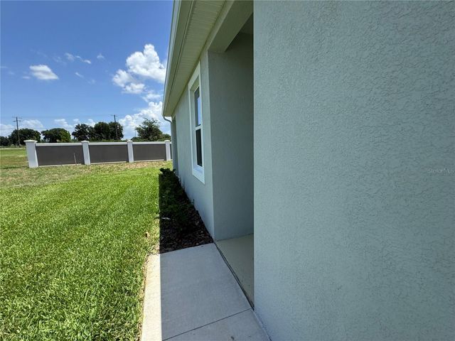 32828 RUSTIC RISE ROAD, San Antonio, FL 33576