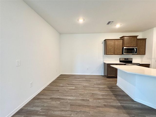 32828 RUSTIC RISE ROAD, San Antonio, FL 33576