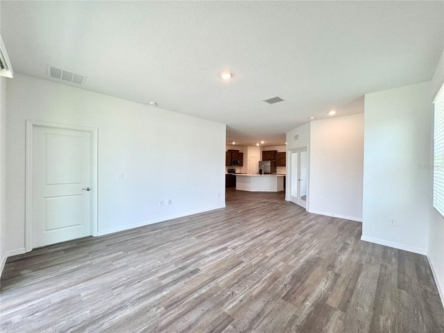 32828 RUSTIC RISE ROAD, San Antonio, FL 33576