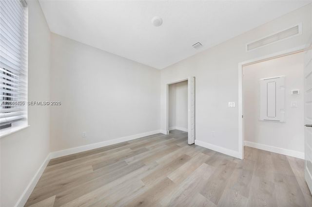 4856 NW 83rd Pkwy, Doral, FL 33166