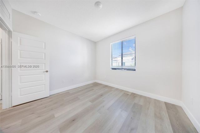4856 NW 83rd Pkwy, Doral, FL 33166