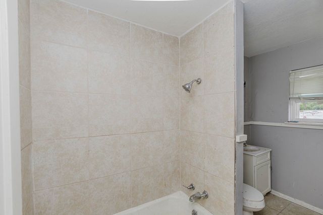 6428-6434 E Cottonwood, Wichita, KS 67207