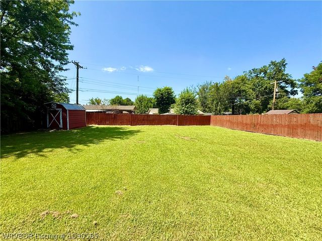 4211 Teakwood Drive, Fort Smith, AR 72904