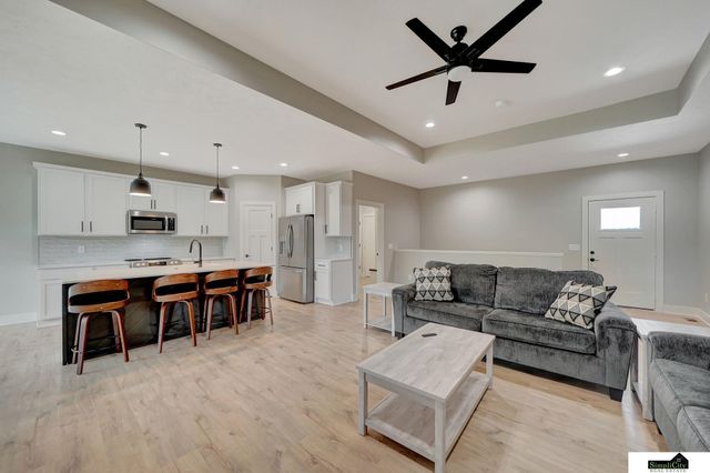 4901 Spire Street, Lincoln, NE 68516