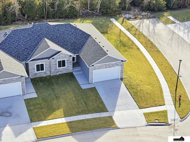 4901 Spire Street, Lincoln, NE 68516