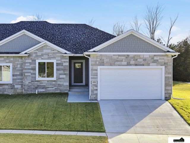 4901 Spire Street, Lincoln, NE 68516