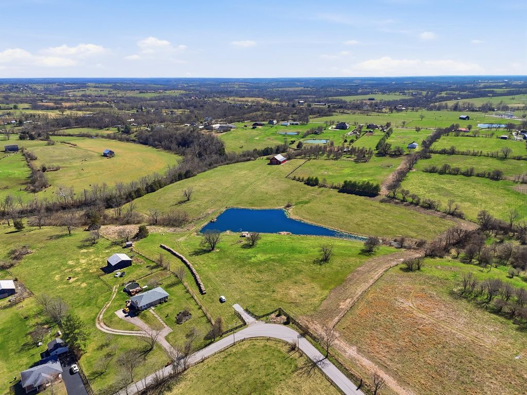 1120 Beaumont Road, Nicholasville, KY 40356