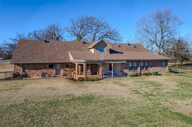 3610 Farm Road 195 Highway, Paris, TX 75462