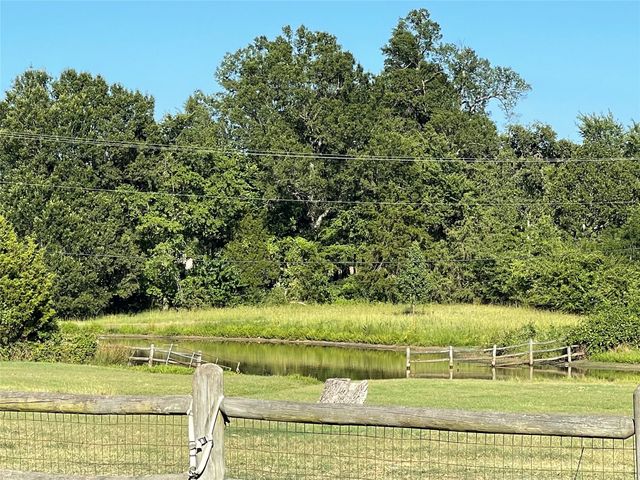 3610 Farm Road 195 Highway, Paris, TX 75462