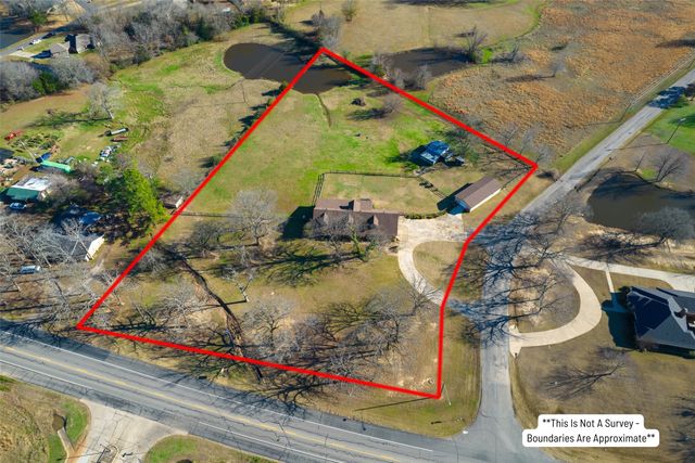 3610 Farm Road 195 Highway, Paris, TX 75462