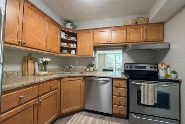 2630 COCONUT BAY LANE 629, Sarasota, FL 34237