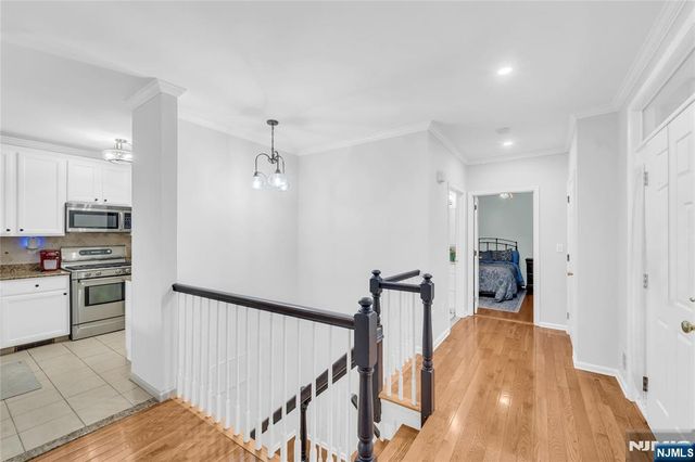 58 Pheasant Run 12, Old Tappan, NJ 07675