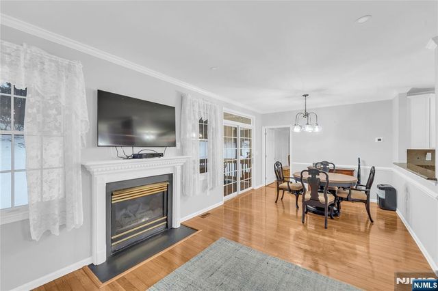 58 Pheasant Run 12, Old Tappan, NJ 07675