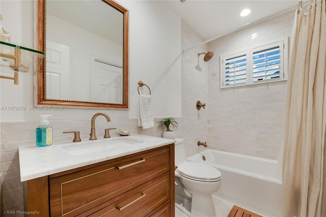 424 Sansovino Ave, Coral Gables, FL 33146