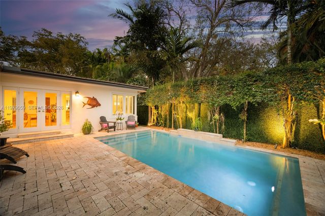 424 Sansovino Ave, Coral Gables, FL 33146